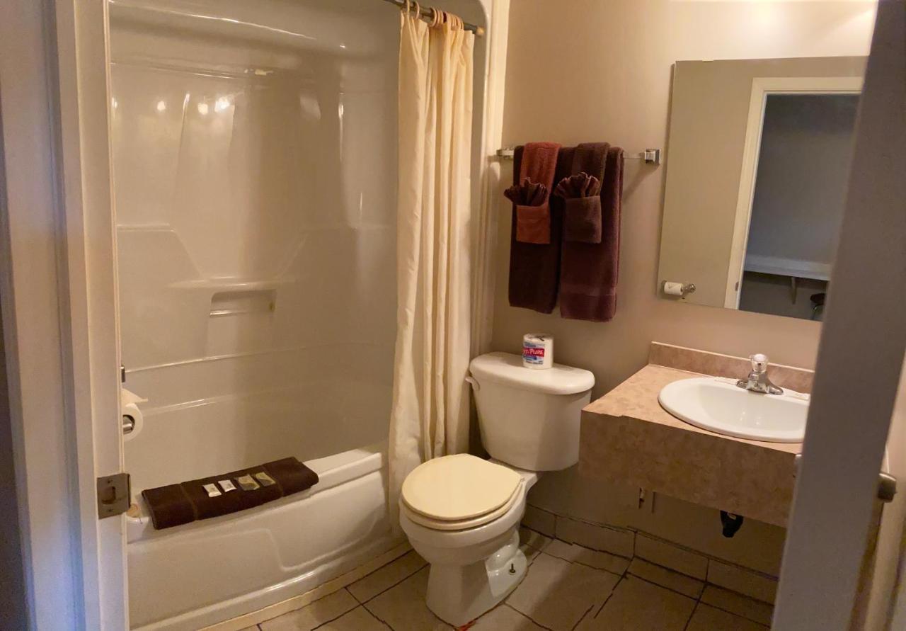 Aspen Motor Inn Drayton Valley Dış mekan fotoğraf