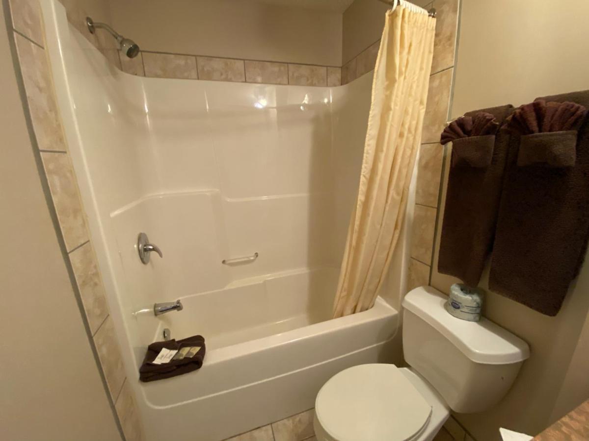 Aspen Motor Inn Drayton Valley Dış mekan fotoğraf