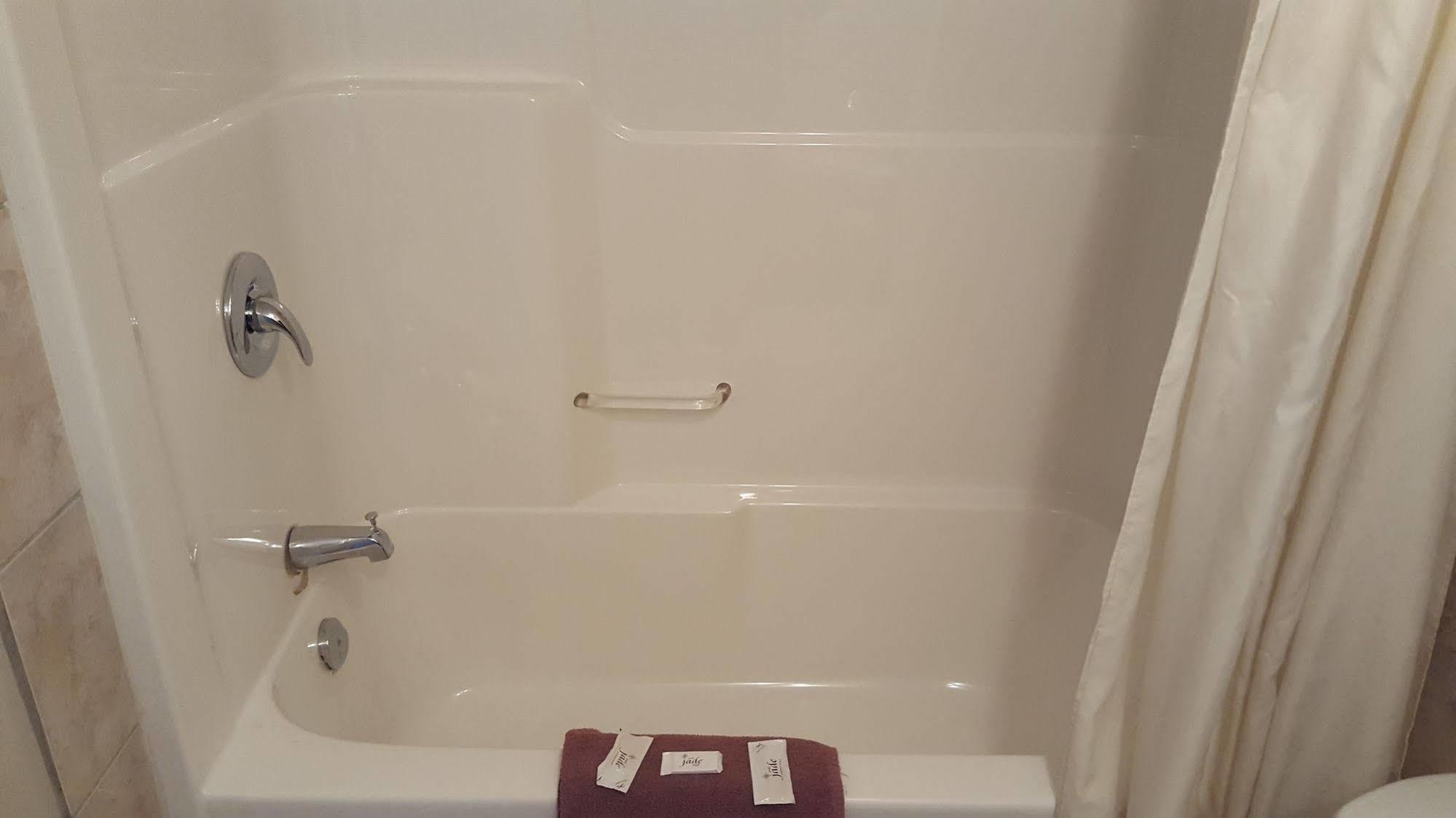 Aspen Motor Inn Drayton Valley Dış mekan fotoğraf