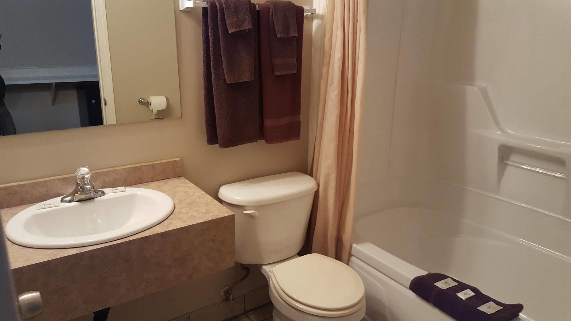 Aspen Motor Inn Drayton Valley Dış mekan fotoğraf